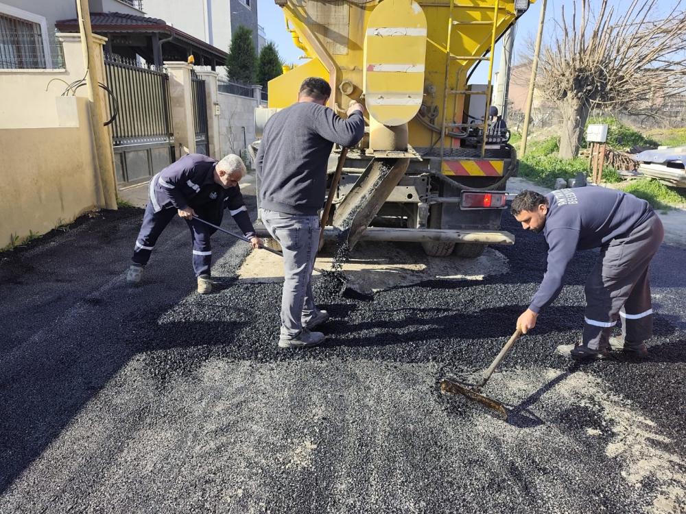 ANTAKYA’DA DAHA KONFORLU VE GÜVENLİ ULAŞIM İÇİN YOL ÇALIŞMALARI DEVAM EDİYOR