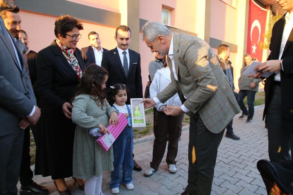 BAŞKAN ÖNTÜRK İFTARDA ERZİNLİLERLE BULUŞTU