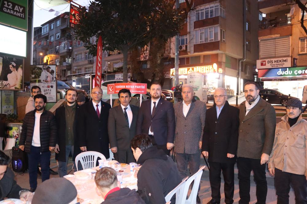 Yeniden Refah Partisi Güngören İlçe Başkanlığı İftar Sofrasında Vatandaşlarla Buluştu