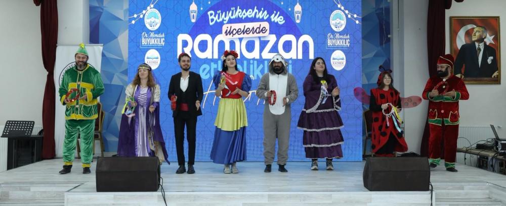 BÜYÜKŞEHİR’DEN 11 İLÇEDE RAMAZAN COŞKUSU YAŞATTI: 10 BİN ÇOCUK AYNI SEVİNÇTE BULUŞTU