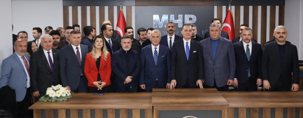 MHP Adana İl Başkanlığı'nda tarihî bayramlaşma!