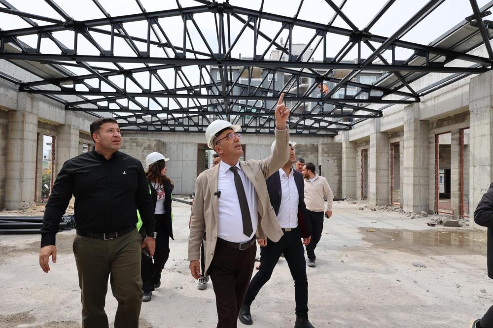 BAŞKAN YAPAR, AKASYA MAHALLESİ’NDE DEVAM EDEN SOSYAL TESİS PROJESİNİ YERİNDE İNCELEDİ