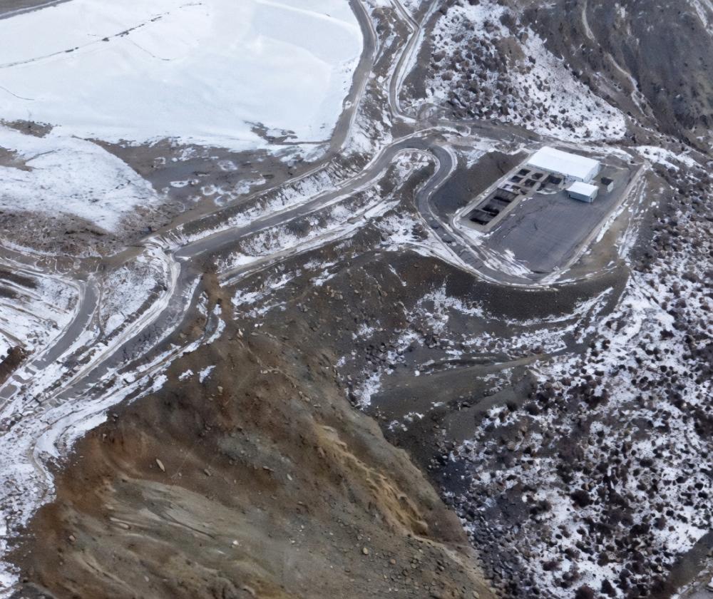 KATI ATIK TESİSİ HEYELANDA ZARAR GÖRDÜ