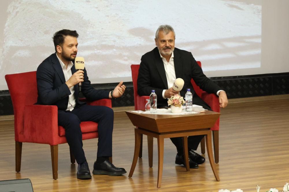 BAŞKAN ÖNTÜRK TÜGVA İHTİSAS AKADEMİ’DE GENÇLERLE BULUŞTU