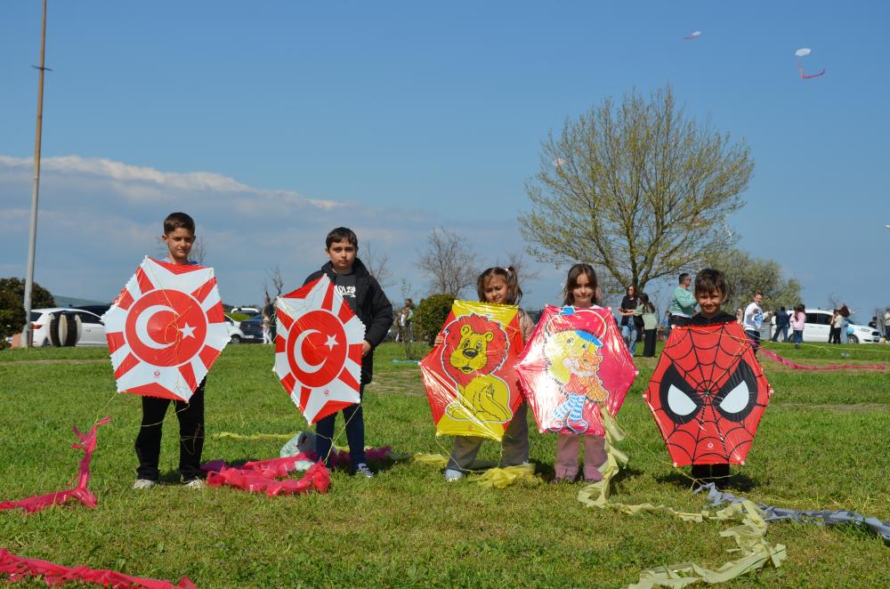 Gelibolu belediyesinden çocuklara 23 Nisan hediyesi…