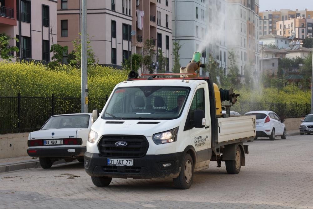 HBB’DEN 15 İLÇEDE KESİNTİSİZ İLAÇLAMA