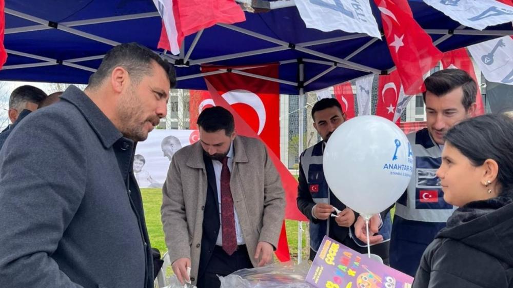 Sancaktepe Anahtar Parti İlçe Başkanı Yasin Can 23 Nisan’da Makam Koltuğunu Çocuğa Devretti