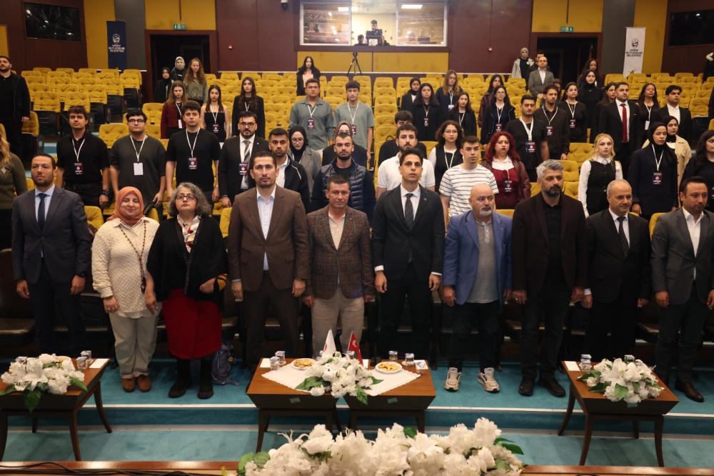 ÜNİVERSİTELER ARASI BİLGİ YARIŞMASININ AÇILIŞ TÖRENİ YAPILDI