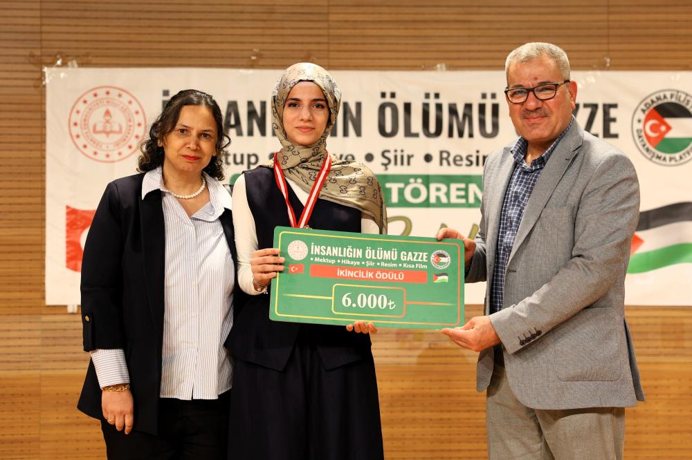 İNSANLIĞIN ÖLÜMÜ GAZZE KONULU YARIŞMANIN ÖDÜL TÖRENİ YAPILDI