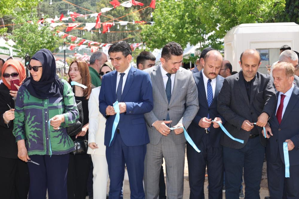 5. GELENEKSEL CEMİL MERİÇ İRFAN VE SANAT GÜNLERİ BAŞLADI