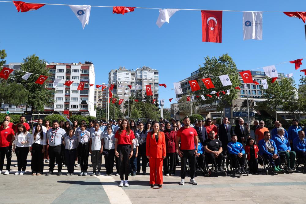 Büyükşehir Belediyesi’nde 19 Mayıs töreni