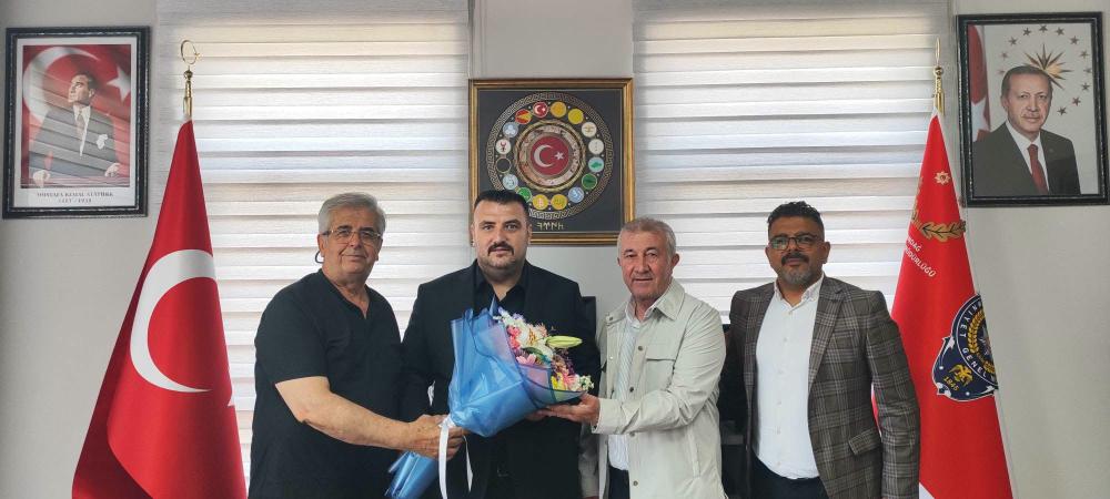 SAMANDAĞ İLÇE EMNİYET MÜDÜRÜ GÖKHAN NACİOĞLU’NA MUHTARLAR DERNEKLERİNDEN HAYIRLI OLSUN ZİYARETİ