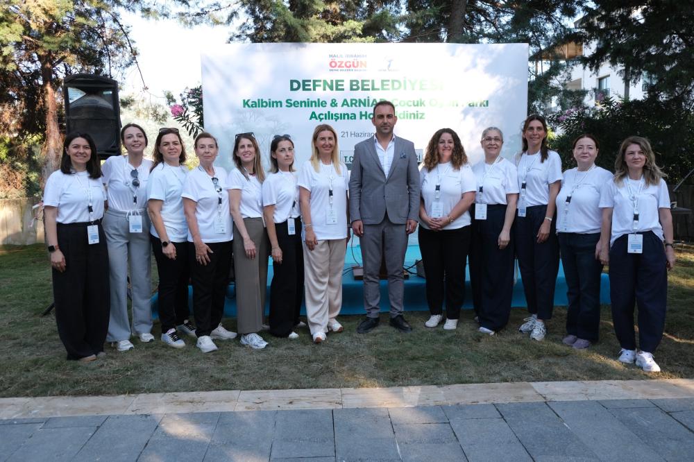 BAŞKAN ÖZGÜN: “ÇOCUKLARIMIZIN MUTLULUĞU, DEFNE’NİN GELECEĞİNE YAPILAN EN DEĞERLİ YATIRIMDIR