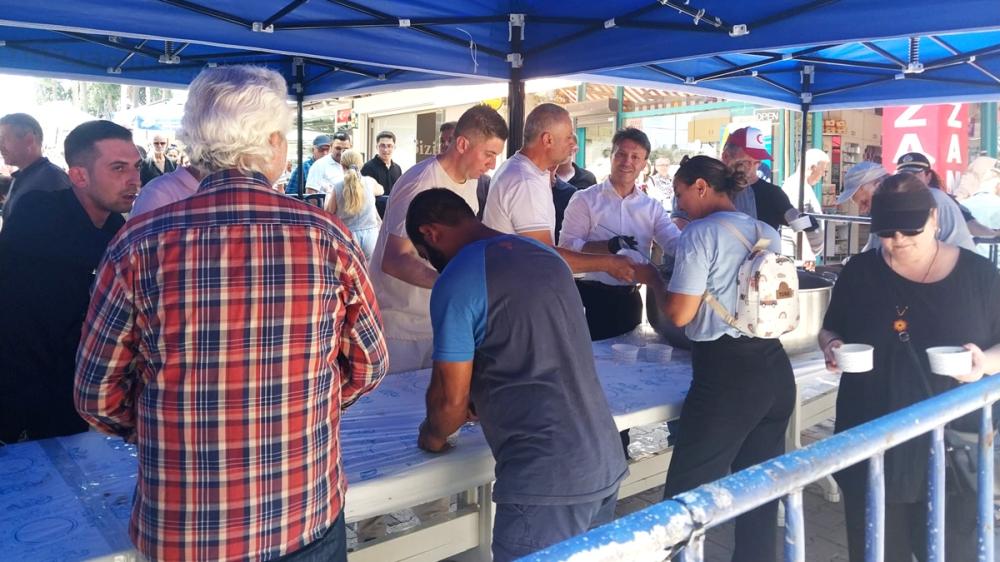 Gelibolu belediyesinden 5 bin kişilik Aşure