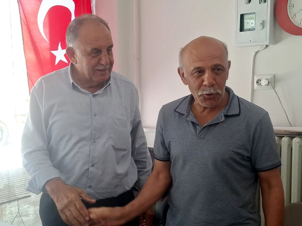 DP İLÇE BAŞKANI ENVER ATAK’TAN MUHTARLAR DERNEĞİNE ZİYARET: