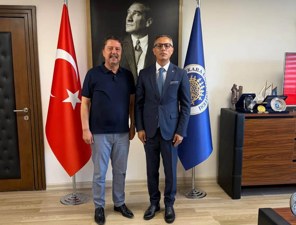 BEYPAZARI BELEDİYE BAŞKANI DR. ÖZER KASAP, TÖMER MÜDÜRÜ PROF.DR. TİMUR GÜLTEKİN’LE BİR ARAYA GELDİ