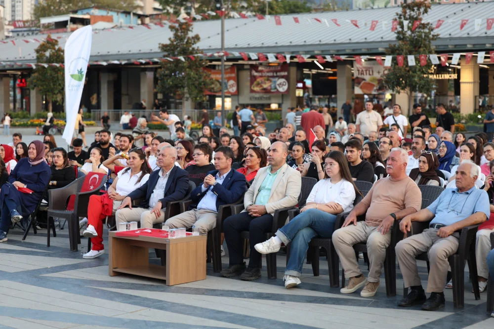 OSMANGAZİ MEYDANI’NDA FİLENİN SULTANLARI COŞKUSU