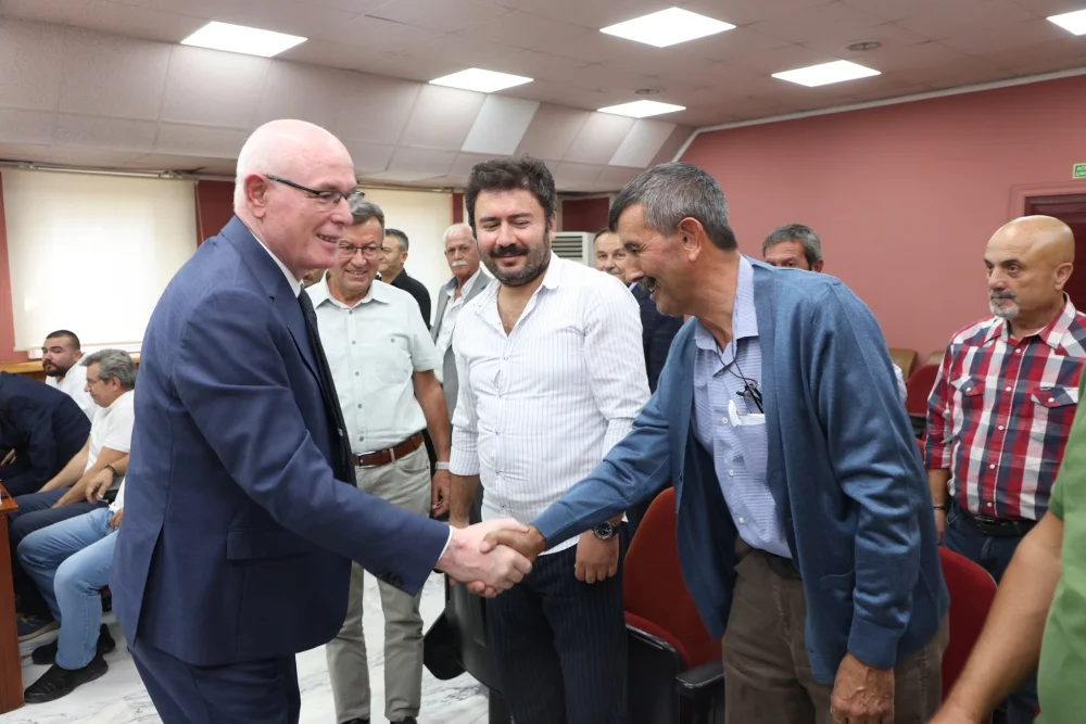 Odunpazarı Belediye Başkanı Kazım Kurt muhtarlar ile bir araya geldi