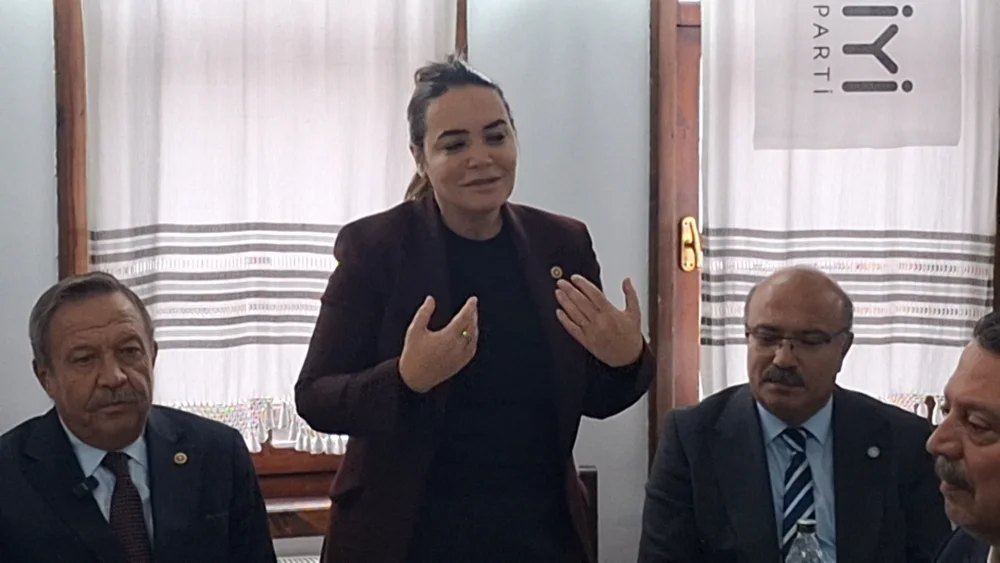 İYİ PARTİ İLÇE BAŞKANLIĞINDAN BEYPAZARI'NDA İSTİŞARE TOPLANTISI